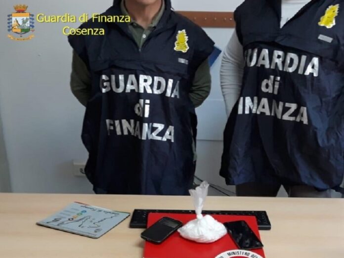 Gdf spaccio droga arresto