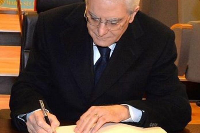 riduzione parlamentari mattarella firma legge
