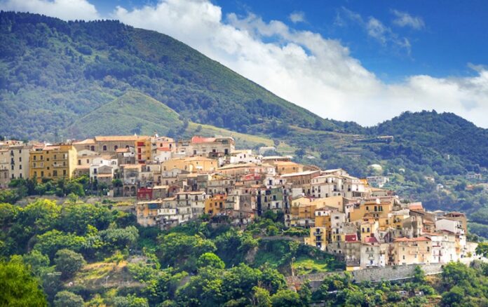 casi positivi covid chiuse scuole a cetraro