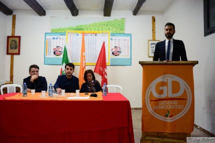 giovani democratici strappano le tessere san giovanni in fiore