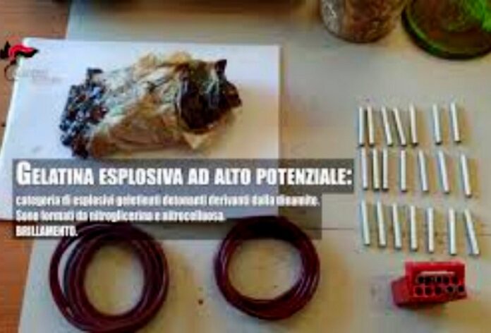 materiale esplosivo vibo valentia