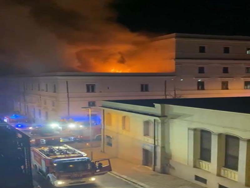 incendio Reggio2