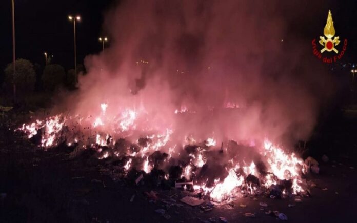 incendio zona industriale vv