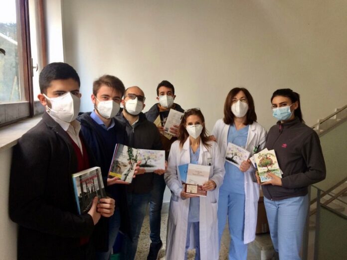 Associazione Valentia una biblioteca Covid in tanti ospedali d’Italia