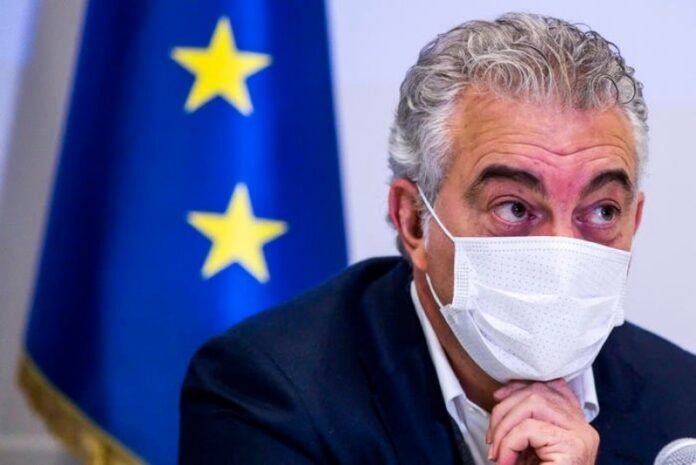 Pfizer rallenta le consegne