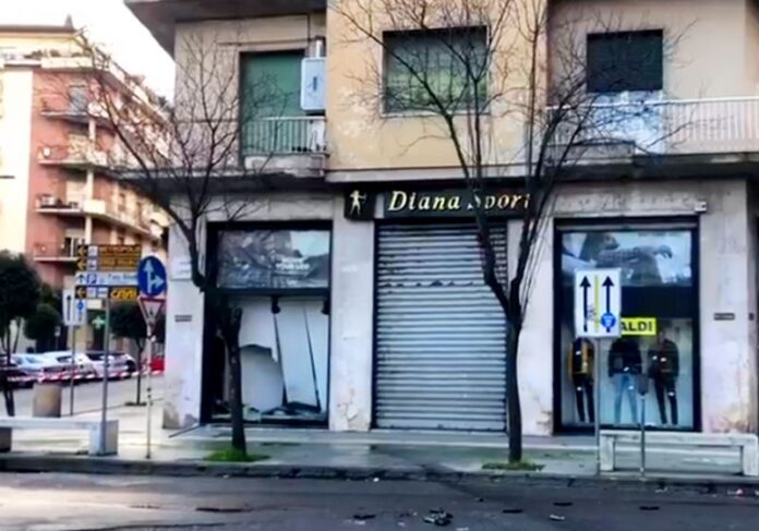 furto armeria diana cosenza