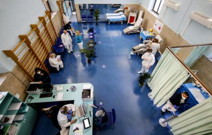 vaccinazione di massa prenotazioni app avvisi postali