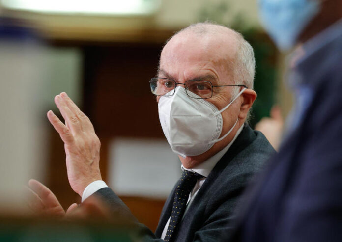 Rezza, preoccupano varianti, velocizzare vaccinazioni