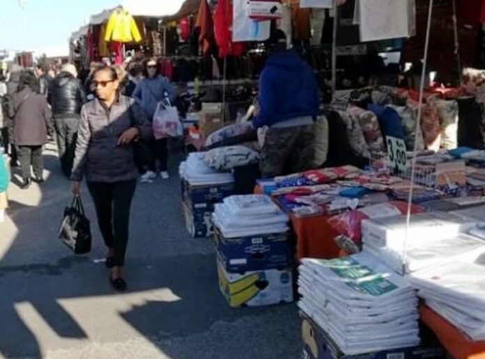 mercato venditori ambulanti