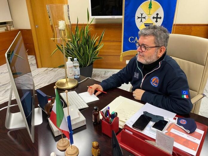 SCUOLE SICURE E VACCINI PER GLI INSEGNANTI