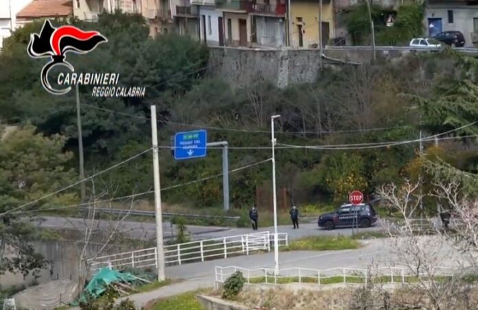 arresti nel reggino falsi braccianti