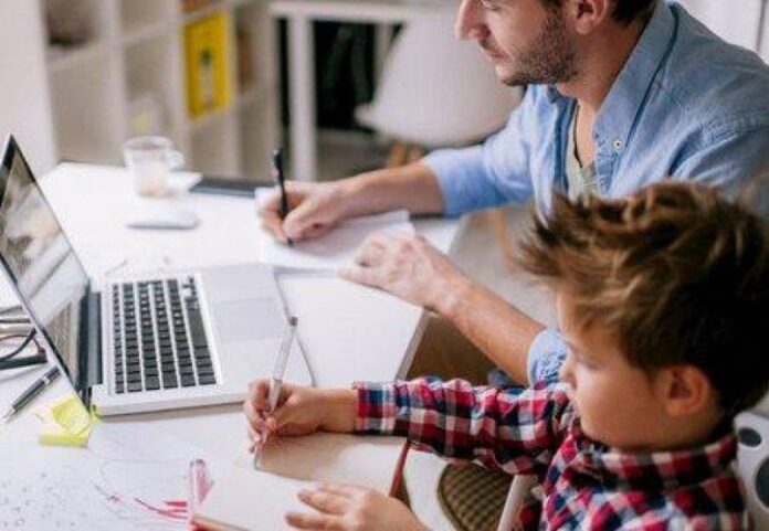 bonus genitori figli a casa