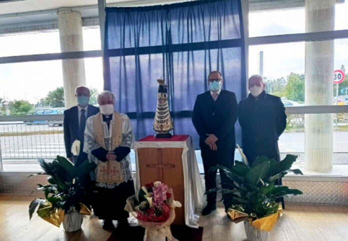 madonna di loreto aeroporto crotone