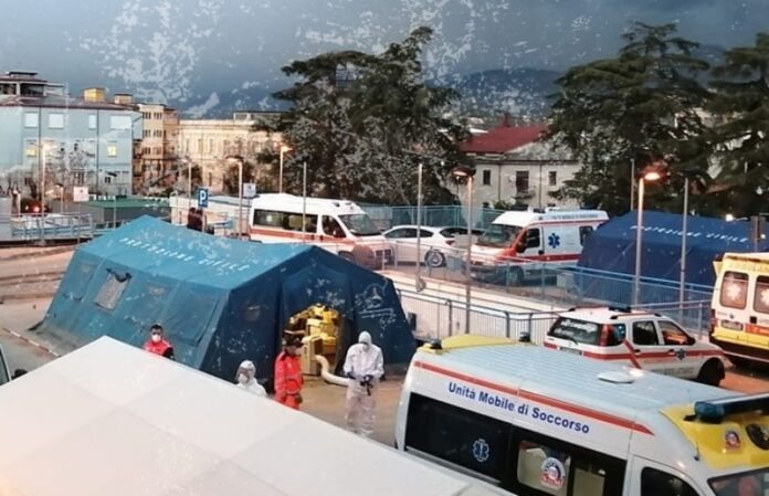 ospedale cosenza tenda pre triage