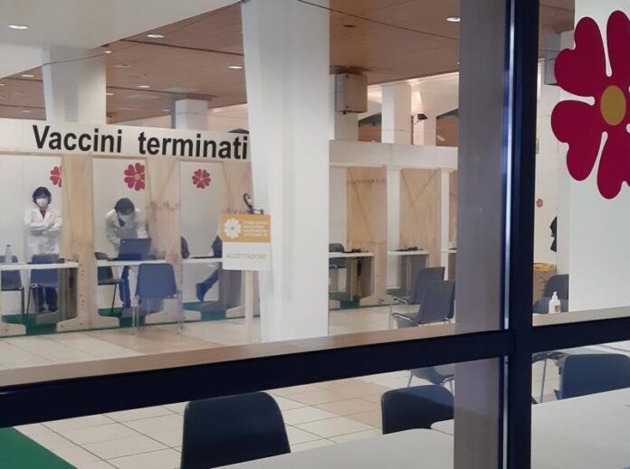 terminati vaccini cosenza