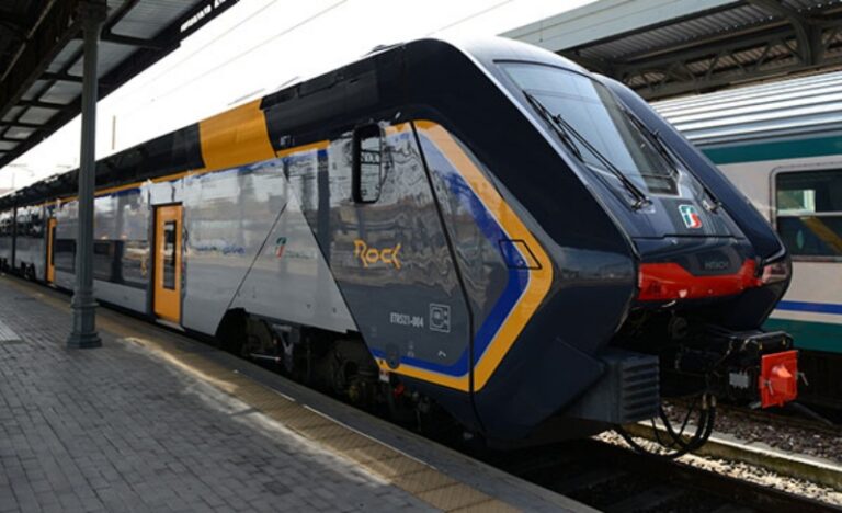 treni crotone sibari