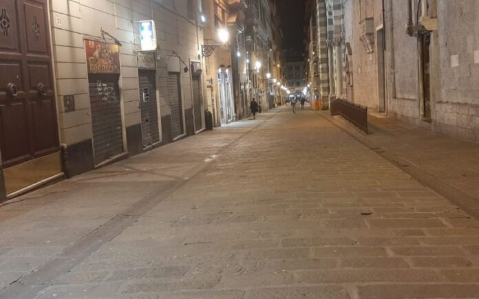 zona rossa strade deserte