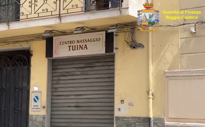 Centro massaggi prostituzione rc