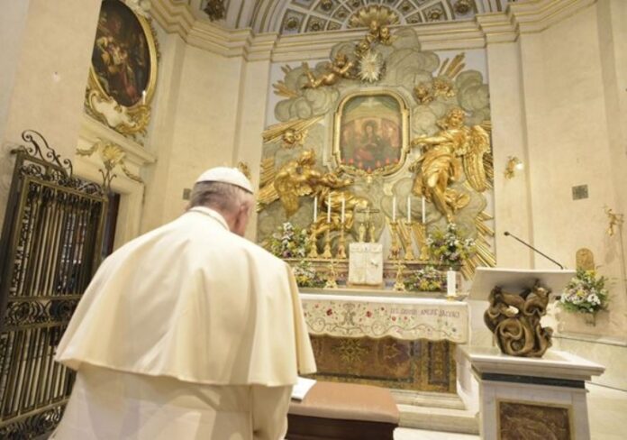 Papa Francesco preghiera pandemia