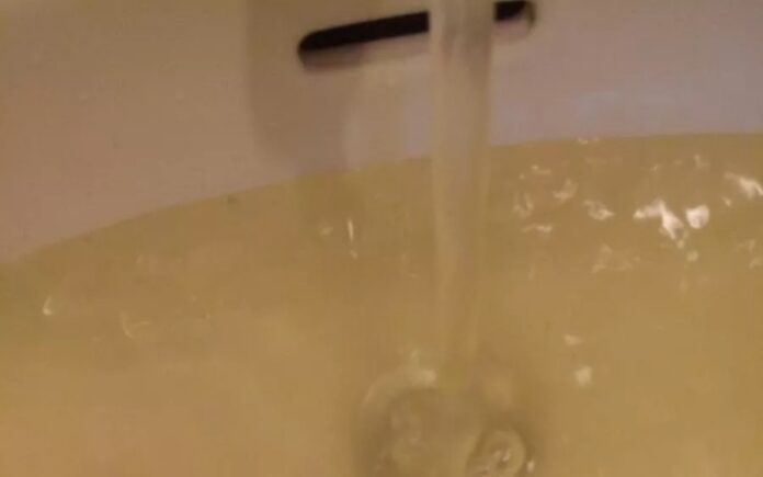 acqua sporca