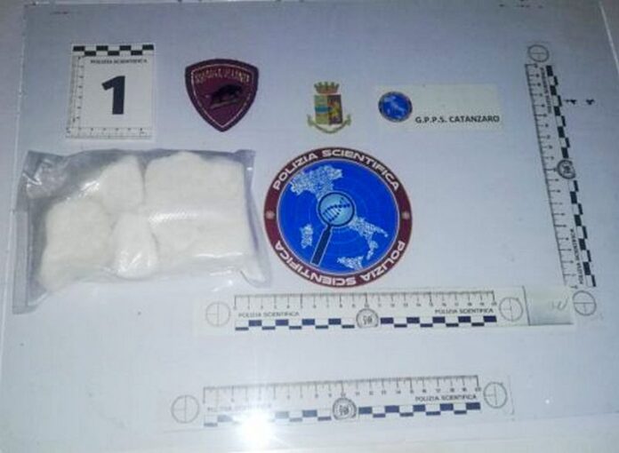 catanzaro droga cocaina