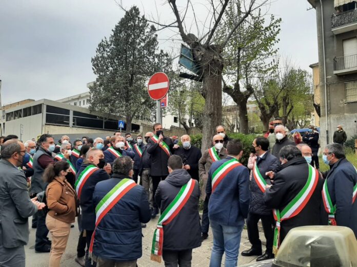 manfestazione sanità cosenza