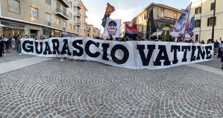 protesta tifosi Cosenza