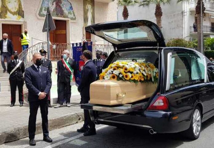 Diamante serena cosentino funerale