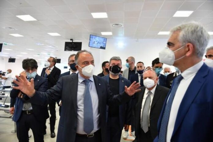 Gratteri aula bunker lamezia