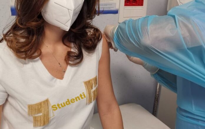 Vaccinazione-studenti