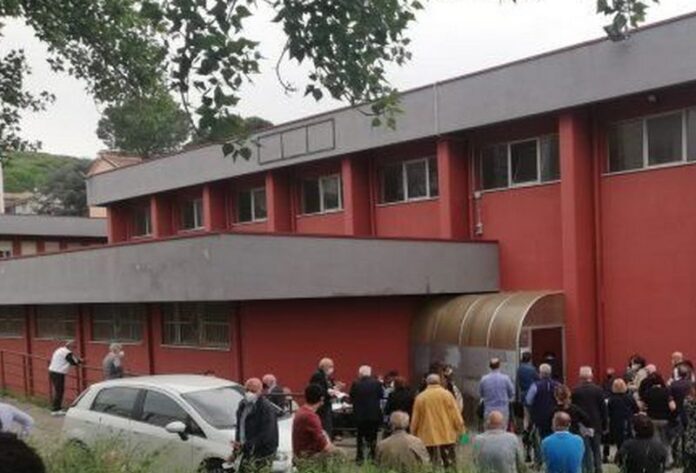 centro vaccinale via degli stadi cosenza