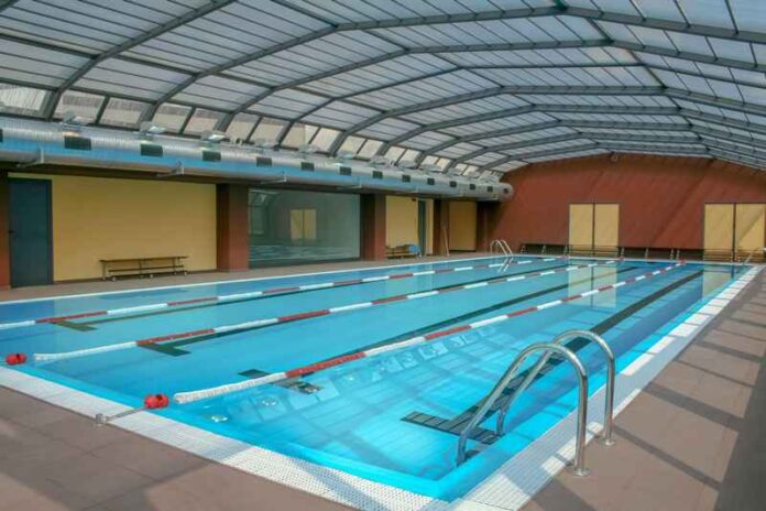 piscina pubblica cloro covid