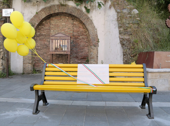 una panchina per giulio regeni - Cosenza