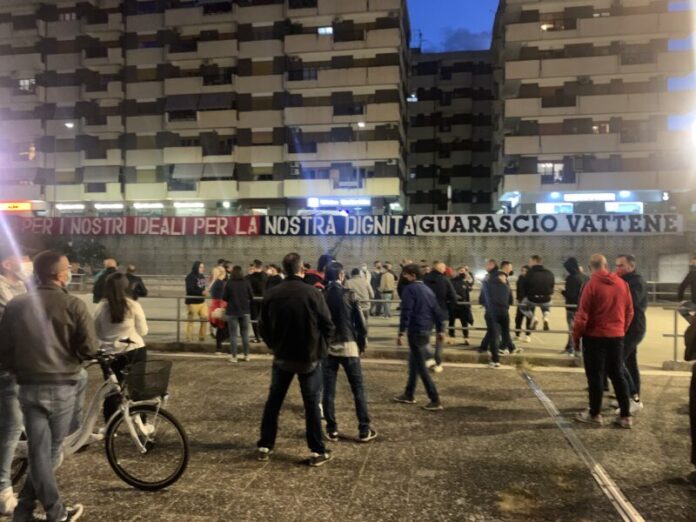 protesta tifosi cosenza