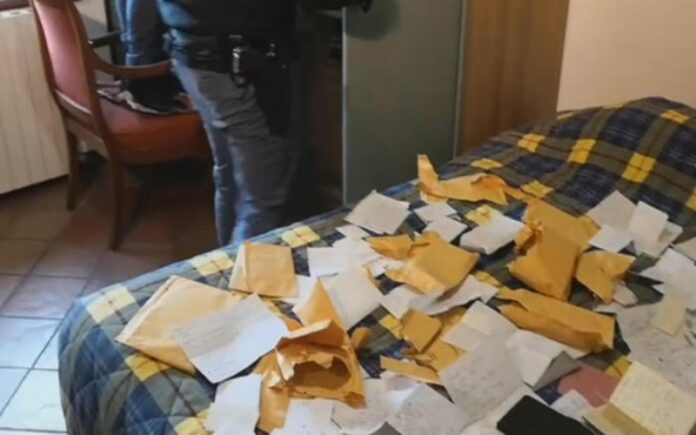 arresto lupo solotario Luzzi