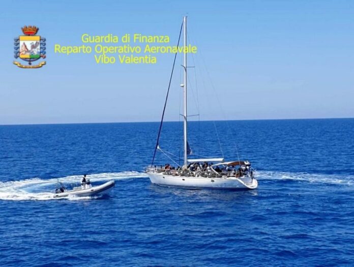arresto trafficanti migranti