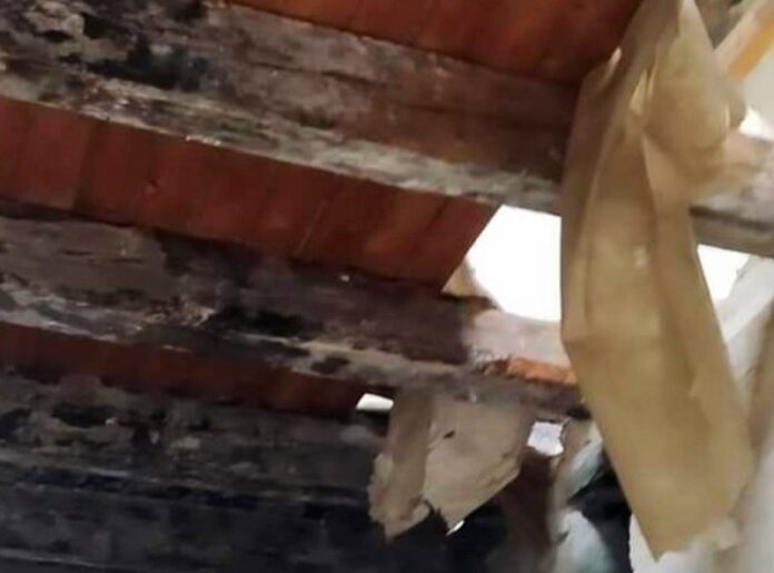 crollo solaio cosenza