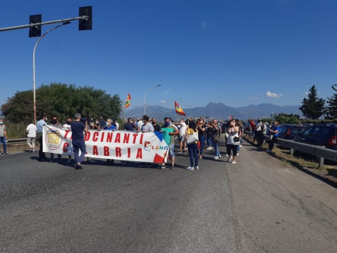 protesta tirocinani ss 106