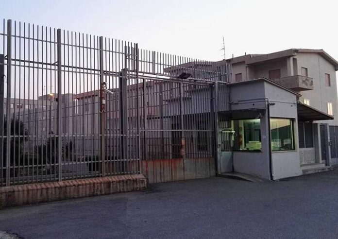 Telefono cellulare in carcere