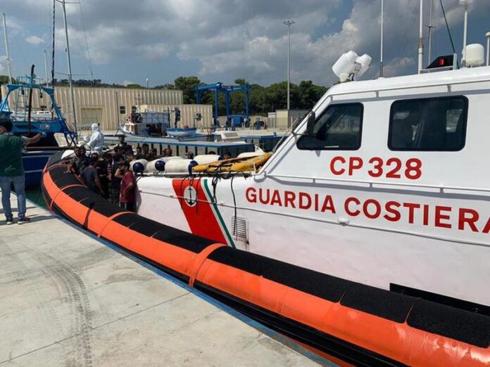 curdi sbarco locride