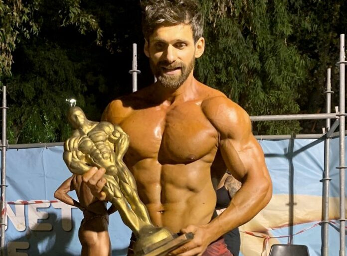 macrillò mister universo