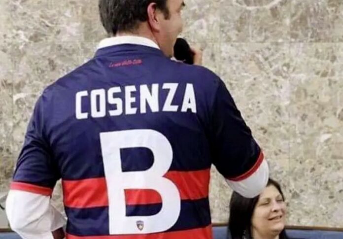 mario occhiuto cosenza calcio