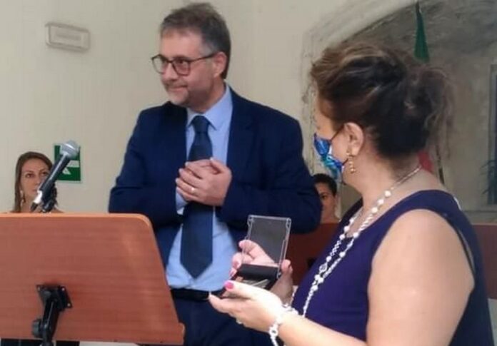 il direttore Perri con il prefetto