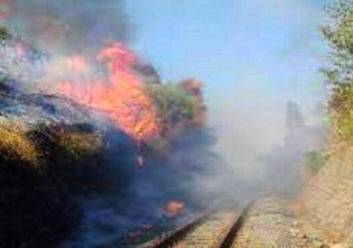 linea ferrovaria incendio