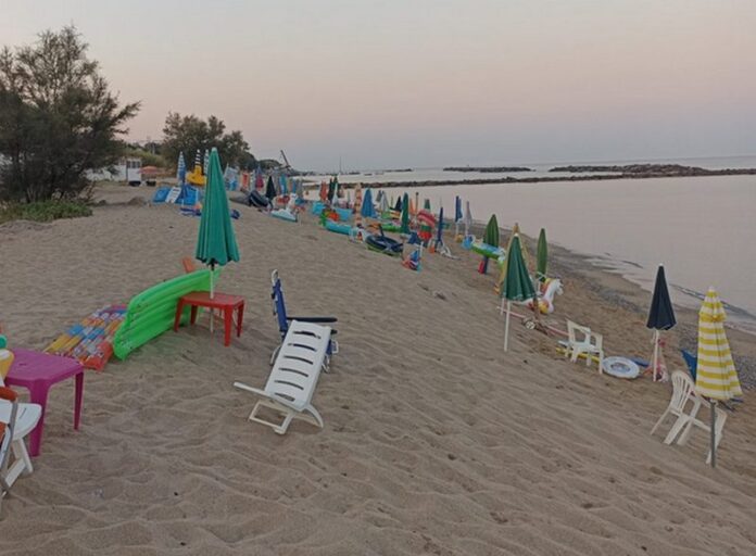 sequestro cetraro ombrelloni