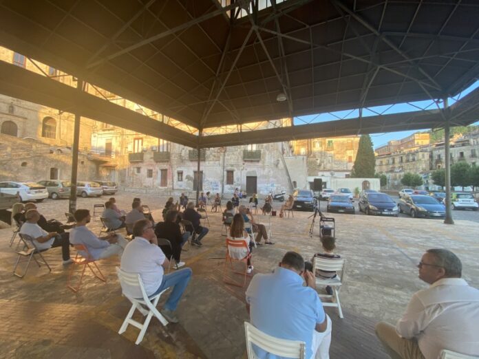 mercato Cosenza all'Arenella