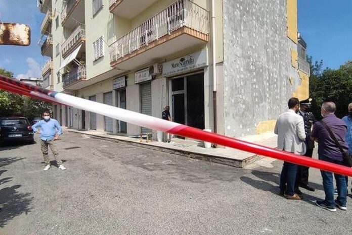 Agguato a Crotone, un morto e un ferito