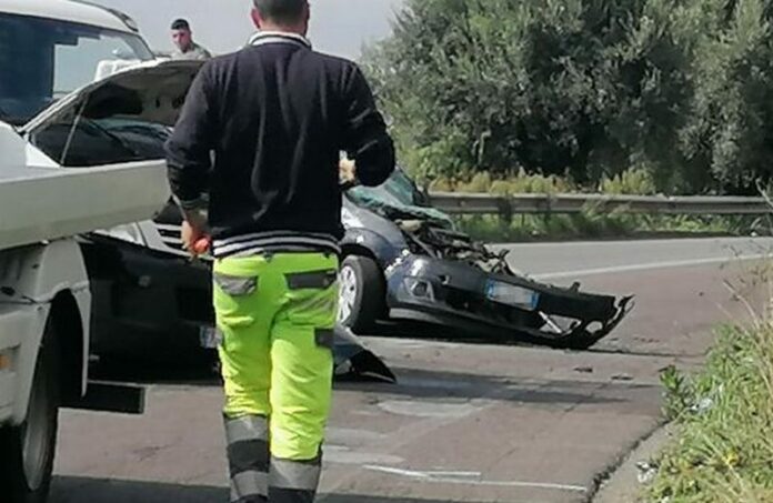 incidente camion rifiuti vibo