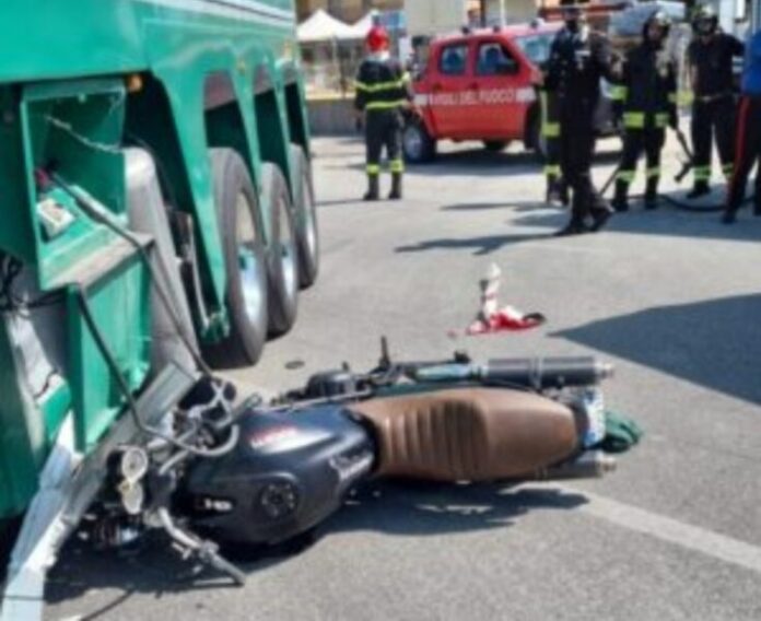 incidente moto camion