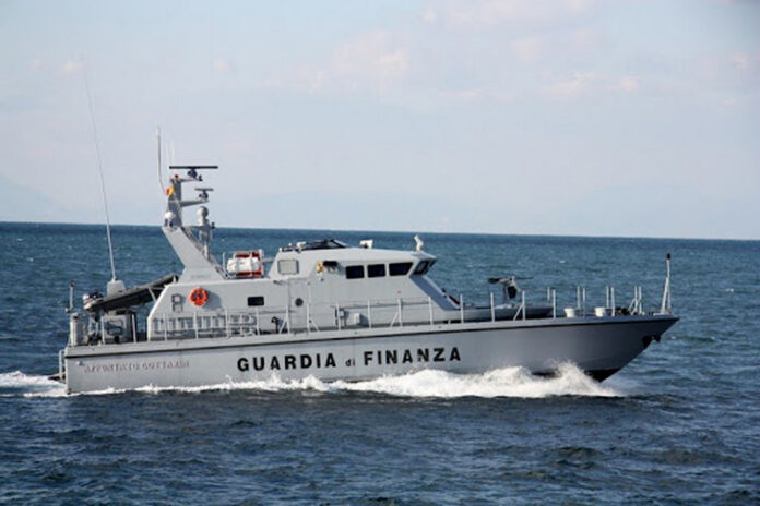 motovedetta guardia di finanza